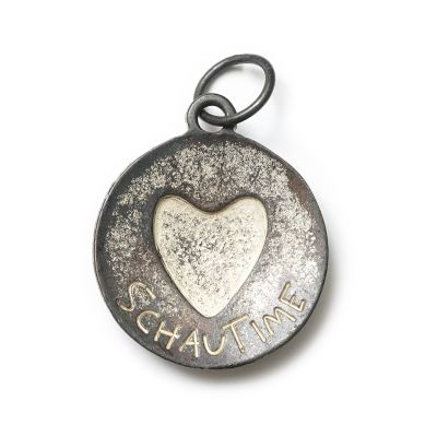 Amour Sahara, Amulett M