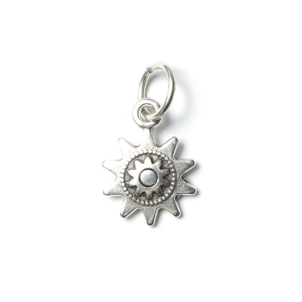 Sonne, versilbert mit 999er Feinsilber, Amulett XS