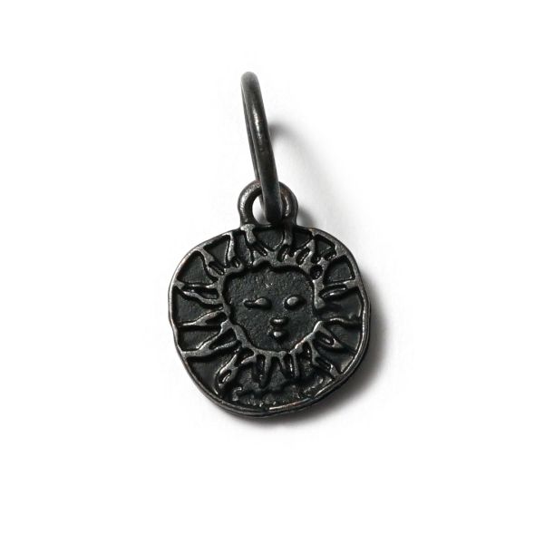 Sunshine BlackBeauty, Amulett S