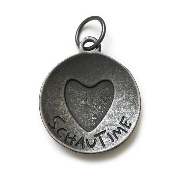 Amour BlackBeauty, Amulett M