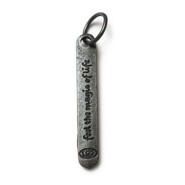 LOVE BlackBeauty, Amulett M