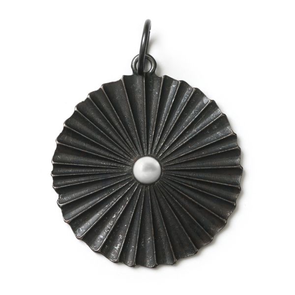 Lucky BlackBeauty, Amulett L
