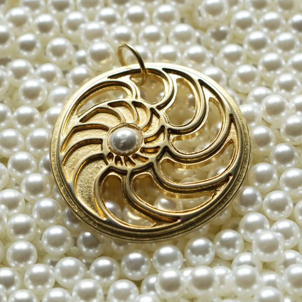 Atlantis GoldShiny, Amulett L